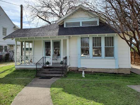 921 W. Oak, Denton, TX